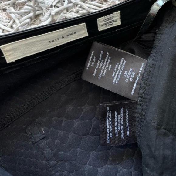 Sass & Bide Leather Flare Pants Leather 100% Lamb Print Snake Sz 6 US❤️ - Picture 5 of 9